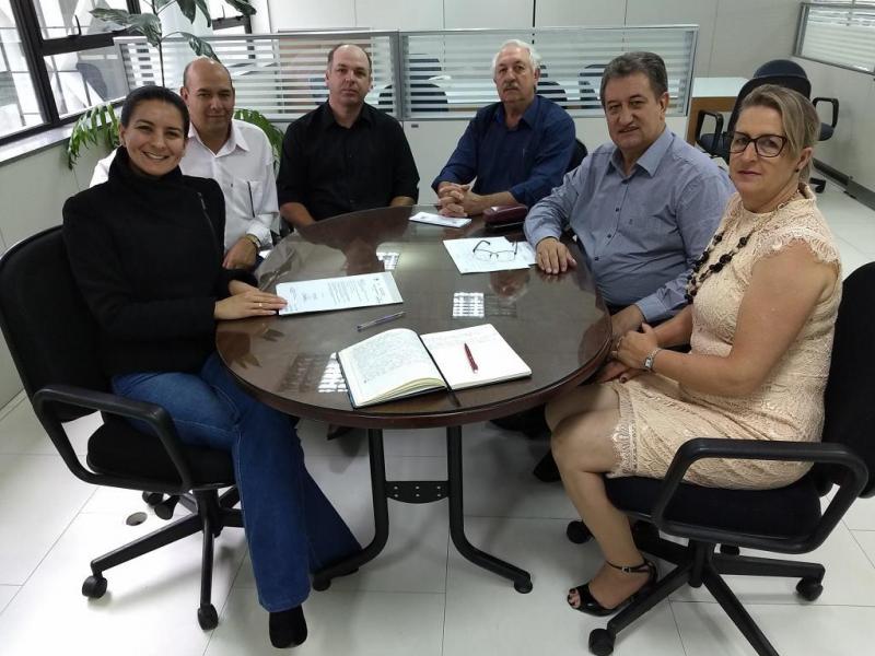 Mais dois veículos serão adquiridos pela Administração Municipal de Nova Laranjeiras